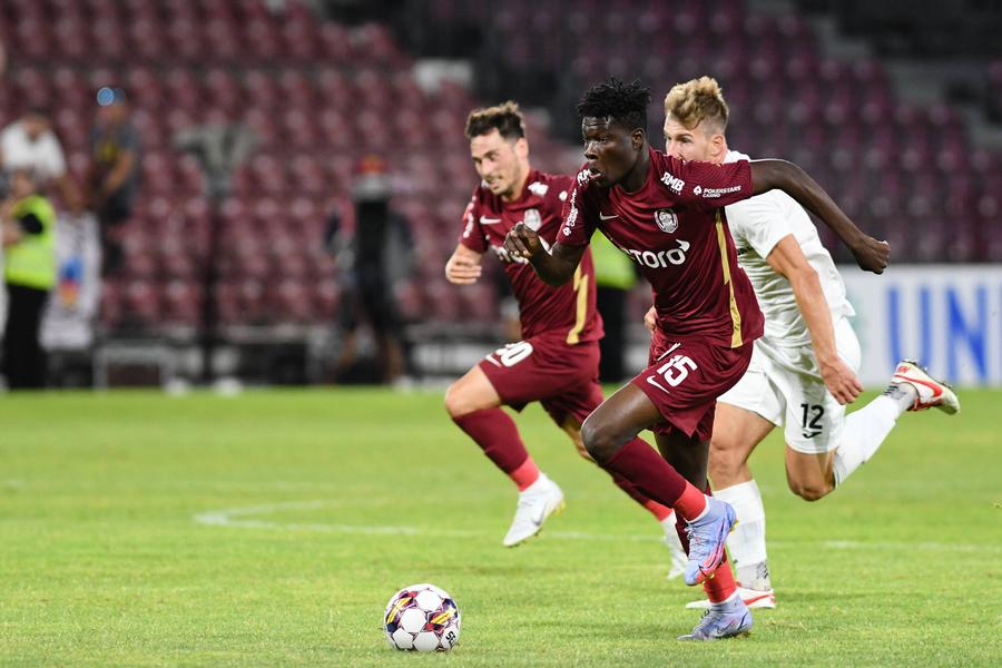 CFR Cluj se laudă că a găsit un fotbalist peste Tavi Popescu: „Niciun român de 19 ani nu e la nivelul lui”