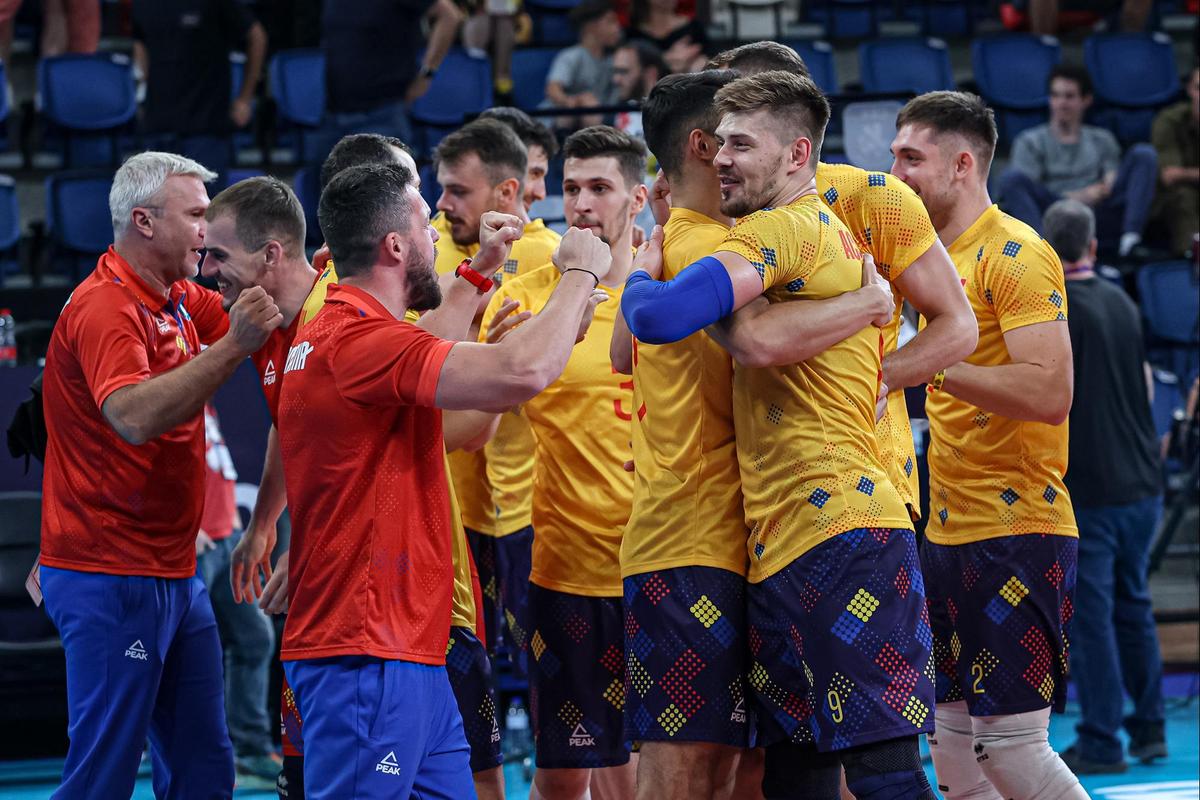 România a învins Franța, deținătoarea titlului olimpic, la Campionatul European de volei masculin și este în optimile de finală