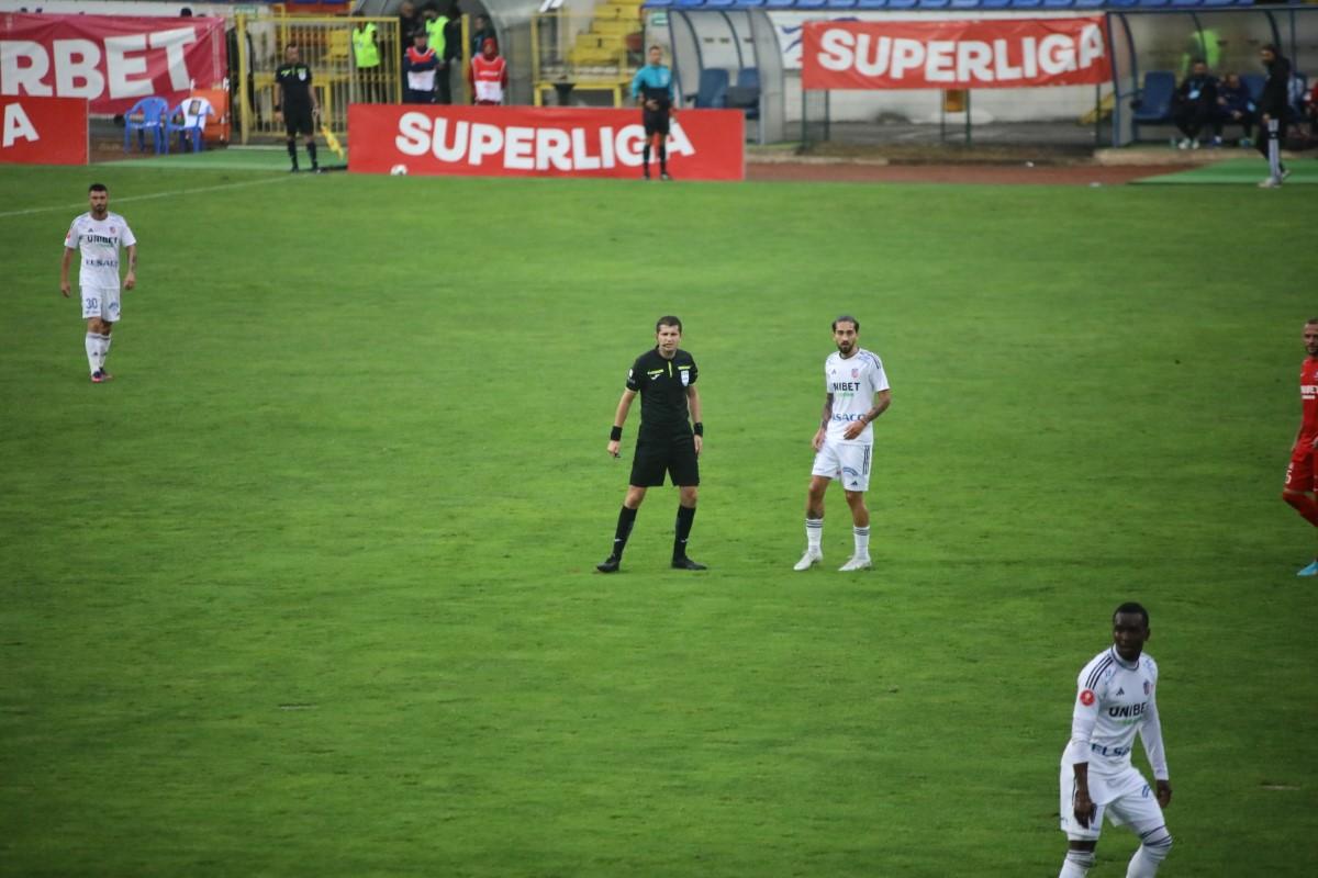 FC Botoșani - Hermannstadt 2-2 » Remiză spectaculoasă la Botoșani: 4 goluri și două eliminări, la debutul lui Alexa