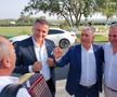 Stere Halep face spectacol cu acordeoniștii. foto: Mitruț Docan/GSP