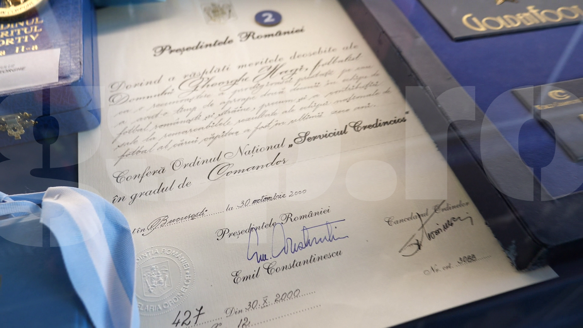 GSP a vizitat muzeul lui Gică Hagi de la Academie » Tricouri de la CM 1994, trofee și un colț special dedicat Gazetei Sporturilor: „Fotbalul și familia mi-au marcat viața!”