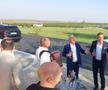 Stere Halep face spectacol cu acordeoniștii. foto: Mitruț Docan/GSP