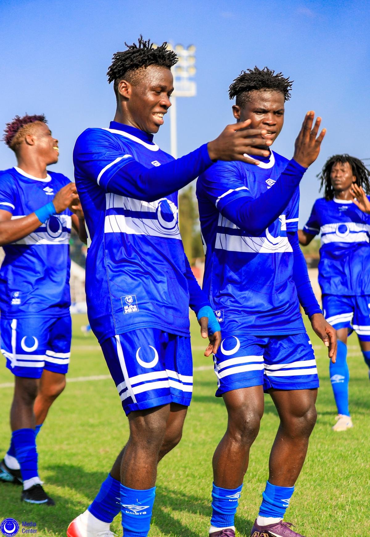 Laurențiu Reghecampf a debutat în campionatul din Sudan, într-un decor auster