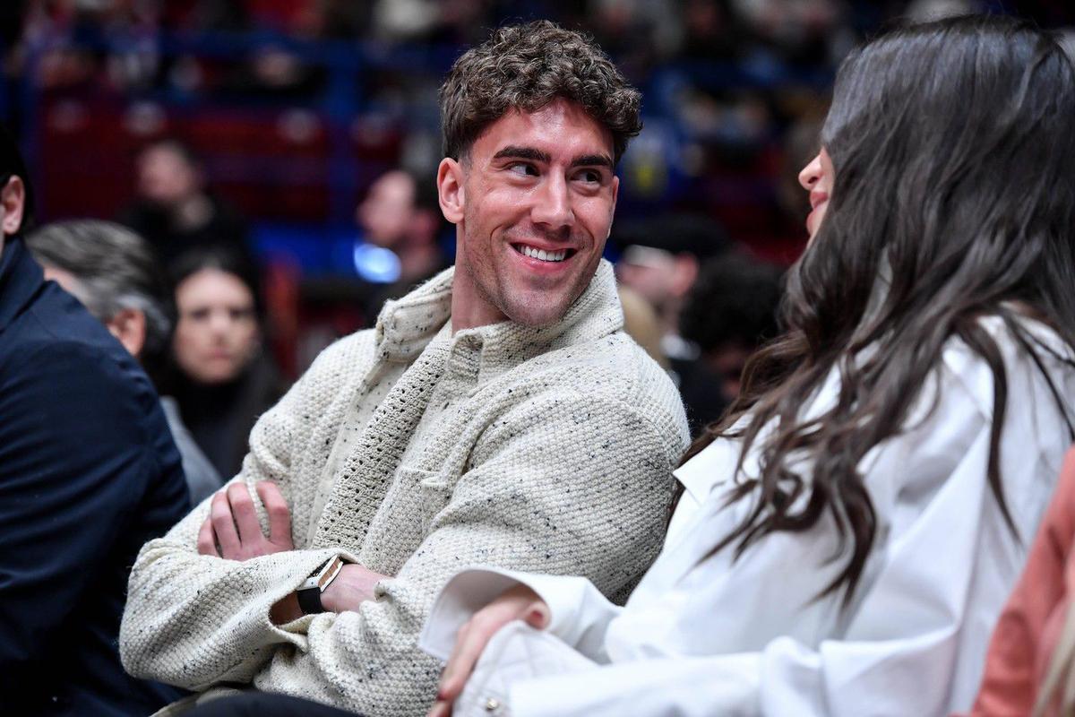 Legendarul Giorgio Armani a rămas impresionat de stilul vestimentar al unui fotbalist celebru