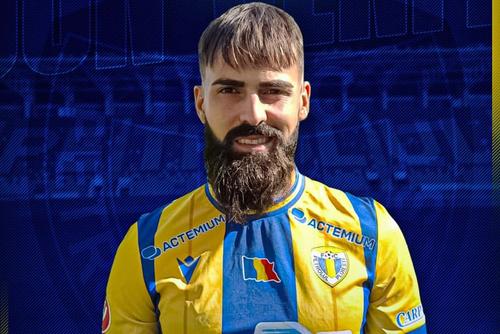 Petrolul Ploiești a anunțat transferul lui Oscar Corriea (27 de ani, aripă dreaptă), fotbalist sosit din Elveția, de la Etoile Carouge.