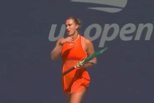 Aryna Sabalenka și-a oprit meciul de la US Open din cauza unui spectator care fuma marijuana în tribune / Foto: Captură X