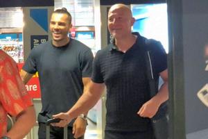 Cu gura până la urechi, Karlo Muhar a vorbit pe aeroport, după ce a venit să semneze cu FCSB