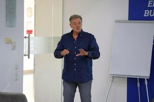 FCSB, absent nemotivat de la întâlnirea cu Kyros Vassaras