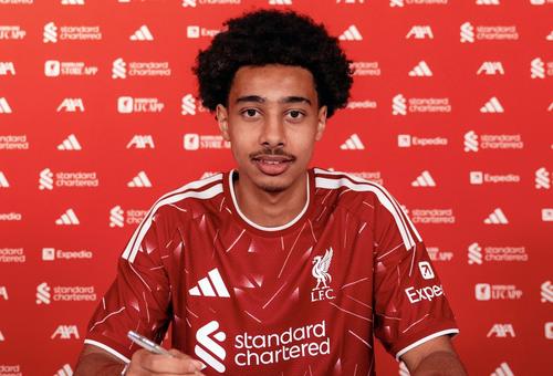 Djylian N'Guessan, prezentat oficial de Liverpool