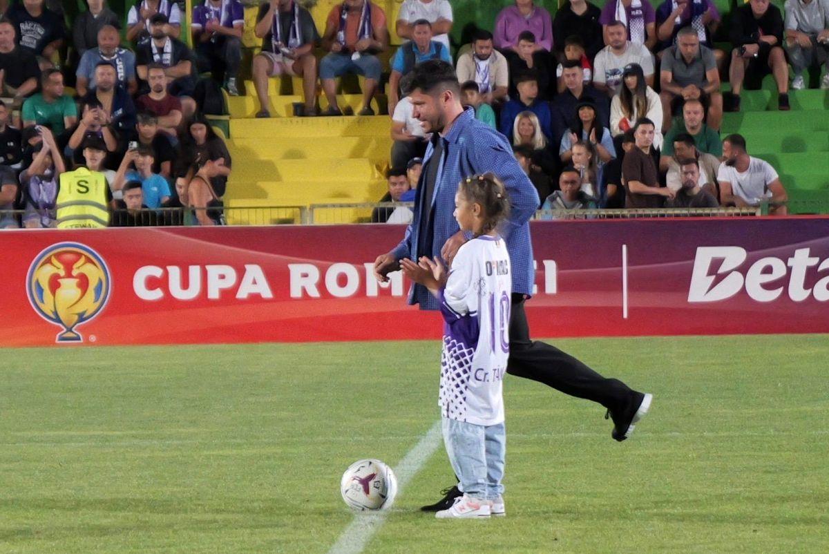 Cristi Tănase, apariție rară în fața camerelor: „Ceva nu facem bine!” + Noul hobby care-i ocupă timpul