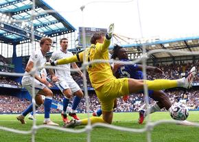 Gigantul din Premier League care a dat 39 de jucători într-o singură vară! Record la bani: 500 de milioane de lire sterline
