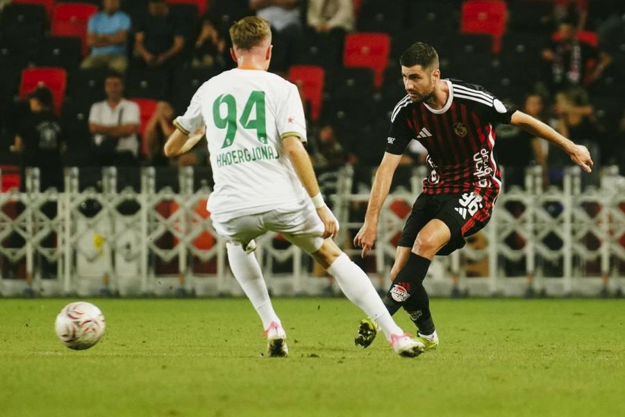 Florin Ștefan a plecat de la Gaziantep după doar 3 meciuri / Foto: Imago Images Soția românului dat afară în Turcia a ieșit la atac: „Cartonaș roșu!”