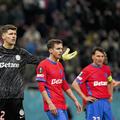 Ștefan Târnovanu este îndemnat să plece de la FCSB // foto: Imago