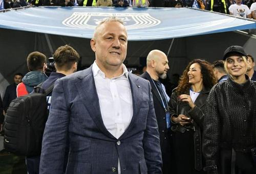 Probleme la Universitatea Craiova. Mihai Rotaru nu a achitat datoriile către jucători, foto: Cristi Preda, GSP