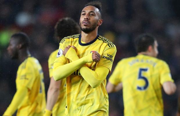 Aubameyang îl atacă pe președintele lui Dortmund: „Ești un clovn. Roagă-te să nu spun de ce am părăsit Borussia!”