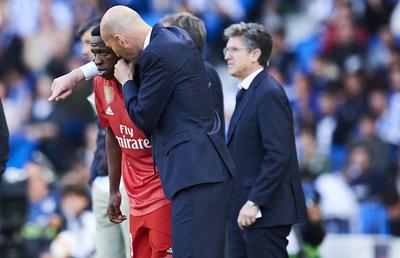 Jucătorii lui Real Madrid stau SMIRNĂ! A fost publicat regulamentul lui Zidane: amenzi teribile pentru telefonul mobil sau dacă pleacă neanunțați din Madrid!