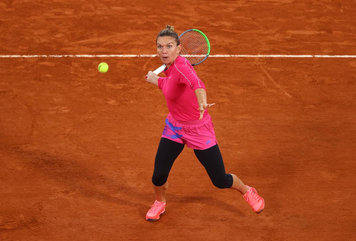 Simona Halep, eliminată de la Roland Garros » Presa străină e uimită: „Halep, măturată de tornada poloneză”