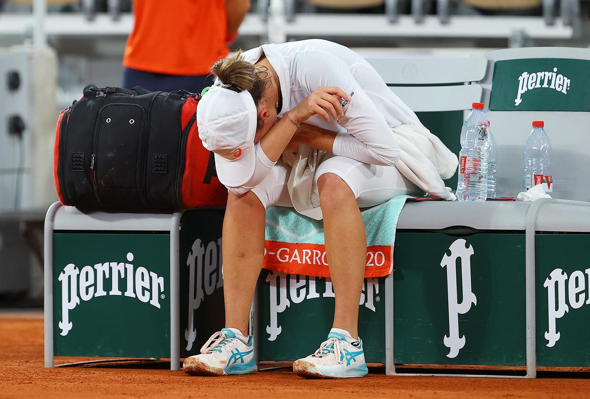 Simona Halep, eliminată de la Roland Garros » Presa străină e uimită: „Halep, măturată de tornada poloneză”