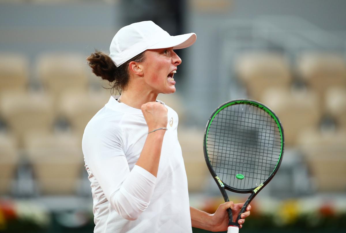 Simona Halep, eliminată de la Roland Garros » Presa străină e uimită: „Halep, măturată de tornada poloneză”