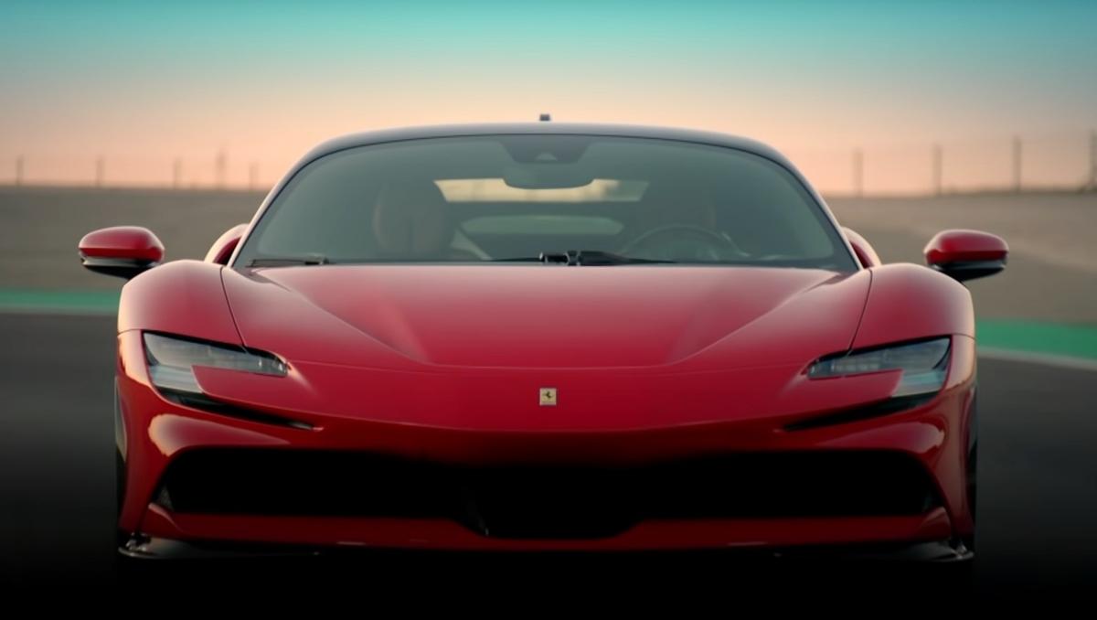 Ferrari SF90 Stradale - Zlatan Ibrahimovic