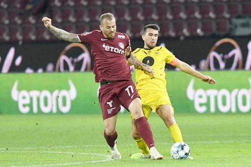 Denis Alibec (stânga), în CFR Cluj - Gaz Metan // foto: Imago