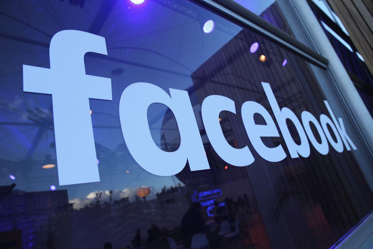 Facebook, Instagram și WhatsApp au picat în România și în mai multe țări din lume
