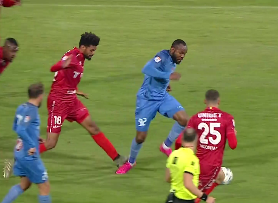 Faze incredibile în Liga 1! Decizii catastrofale de arbitraj: „Penibil, jenant!”