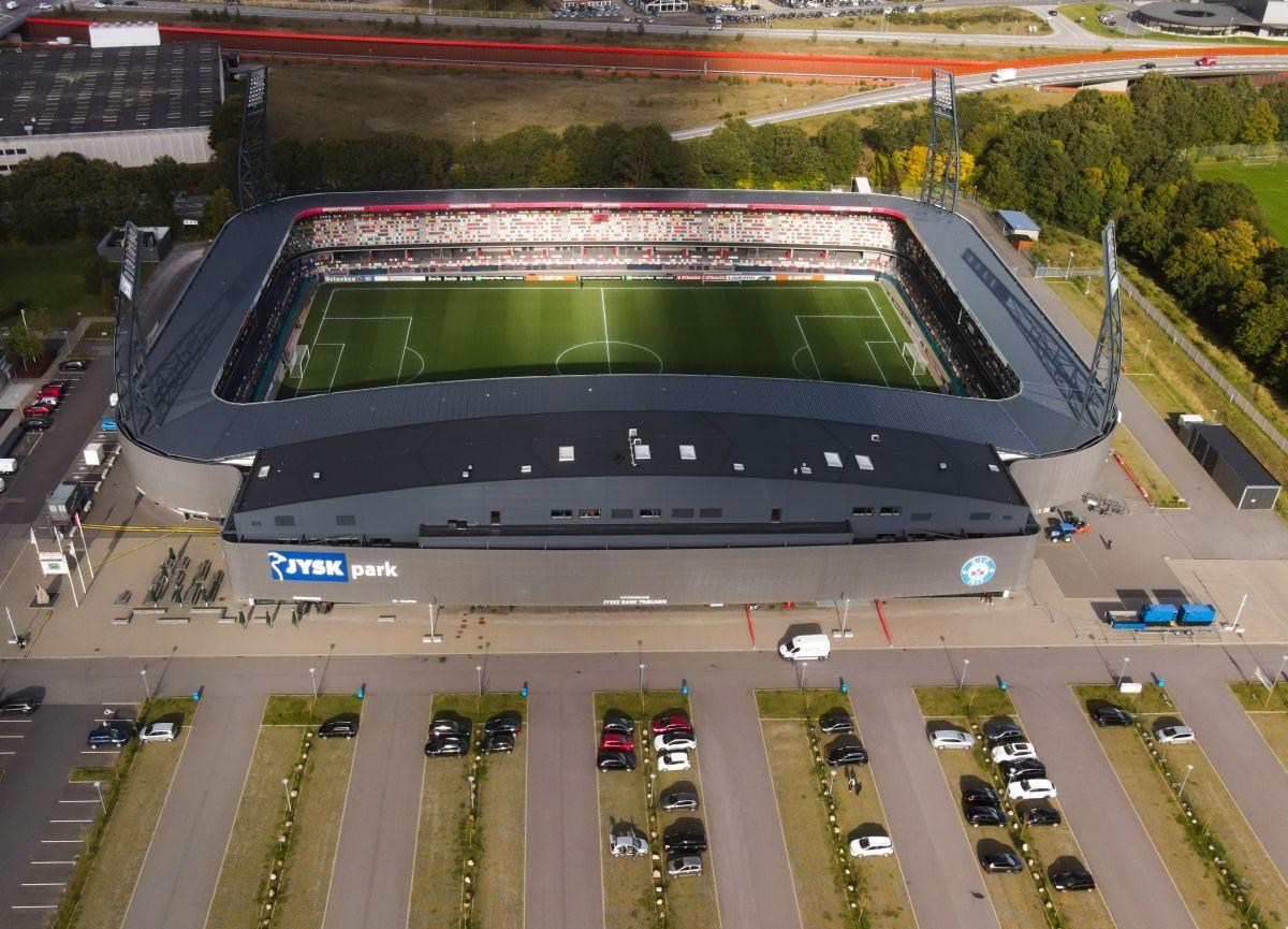 Stadionul pe care se joacă Silkeborg - FCSB, în grupele Conference League