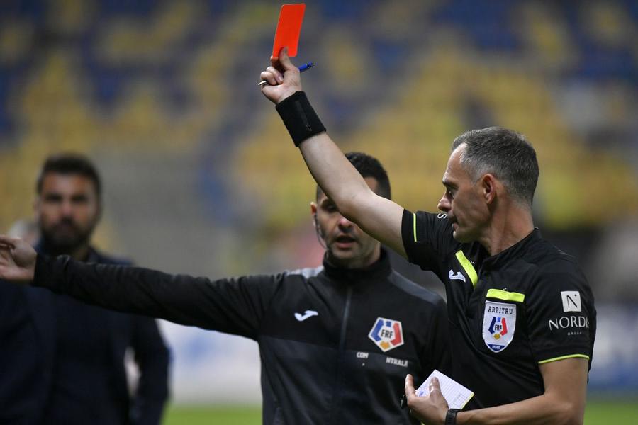 Lucian Rusandu, în Chindia - Rapid 2-1 Talentul lui Rusandu