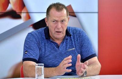 Duckadam pune tunurile pe un jucător de la FCSB: „Dacă voia să joace cu adevărat, cred că ajungea la un acord cu Gigi Becali să plece”