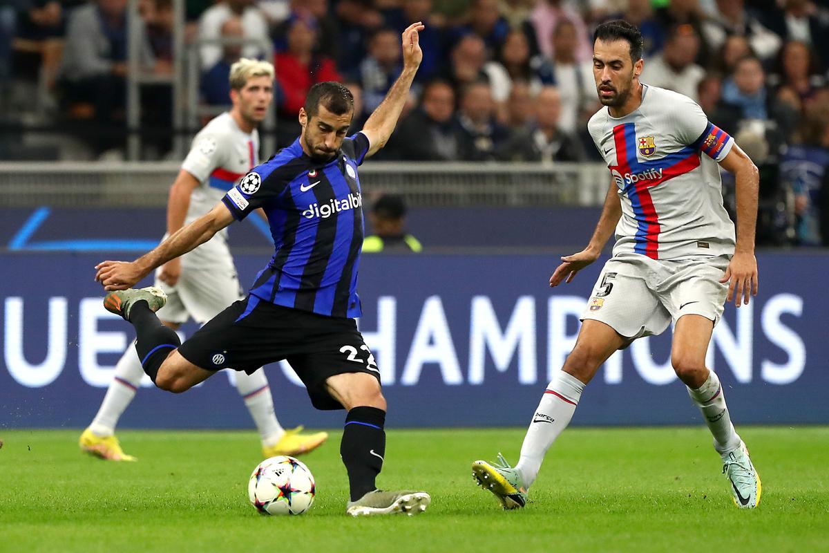 Spectacol total în Champions League: Inter o învinge pe Barcelona, Napoli a dat 6 cu Ajax » Toate rezultatele serii
