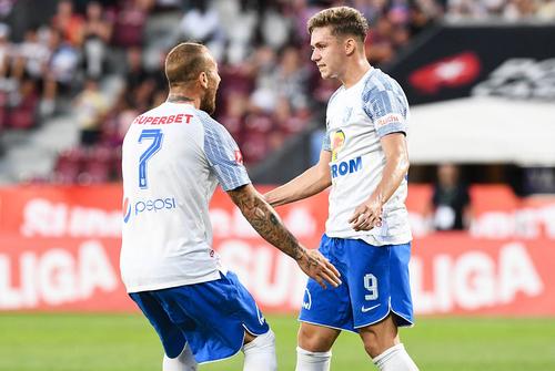 Denis Alibec și Louis Munteanu, doi dintre cei mai buni atacanți ai Ligii 1 // foto: Imago Images