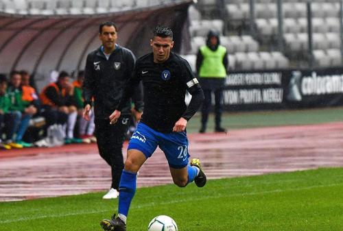 Marius Leca, pe vremea când îmbrăca tricoul Viitorului. 
Foto: Instagram @ _mariusleca