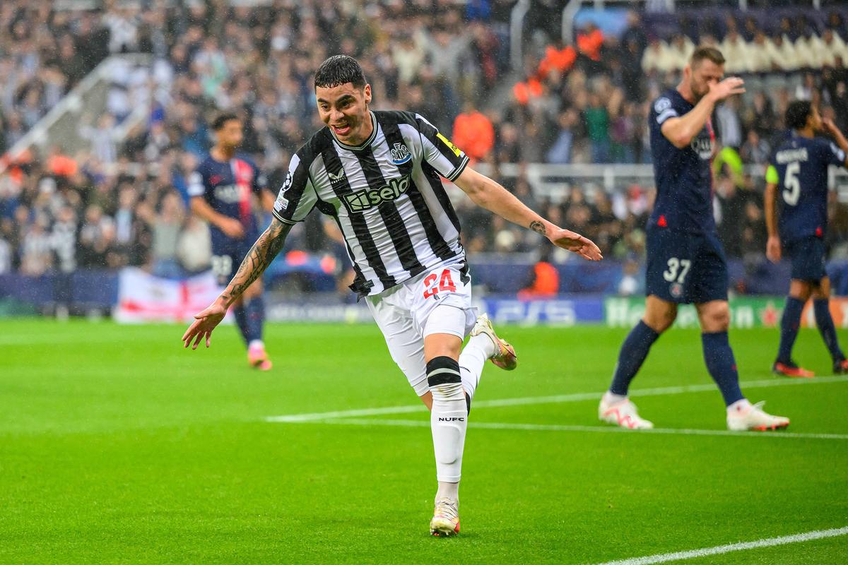 Imaginile serii în Champions League » Scenografie spectaculoasă a fanilor lui Newcastle