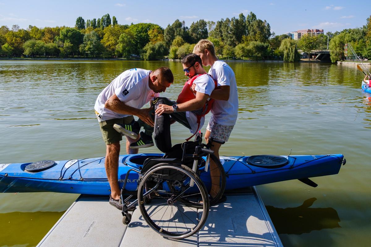 Lacul Titan, accesibil pentru persoanele cu dizabilități