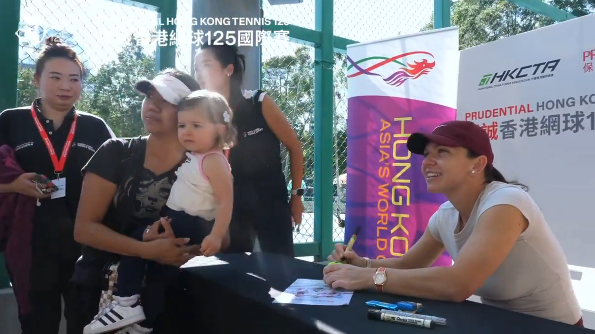 Simona Halep a făcut furori la Hong Kong