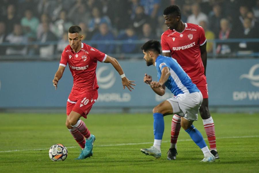 Cîrjan a renăscut la Dinamo / foto: Cristi Preda Dan Alexa îi ia partea lui Mircea Lucescu înaintea meciului de la Larnaca: „Tind să-i dau dreptate” » Cum a comentat gestul lui Dorinel Munteanu