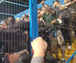 Suporterii lui Dinamo s-au „altoit” între ei la Ovidiu » Jandarmii care au încercat să intervină au primit un răspuns halucinant: „Și dacă nu ne calmăm, ce ne faci?”