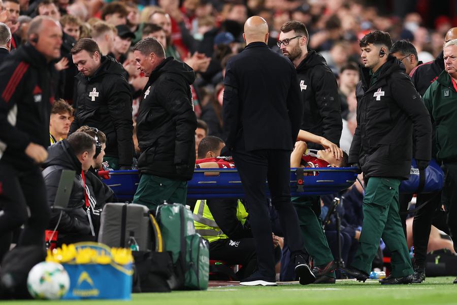 Șase, vine Liverpool! „Cormoranii” analizează temeinic piața pentru înlocuitorul lui Leoni
