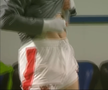 Imaginile etapei în Superliga » Ritualul repetat de 40 de ori pe bancă: „Pe el să nu-l cheme să intre repede!”