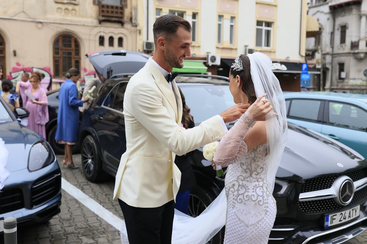 Vicecampionul olimpic Ciprian Tudosă s-a căsătorit astăzi cu fiica unui multiplu medaliat român