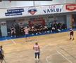 Buricea și-a agresat jucătorul în Vaslui - Timișoara