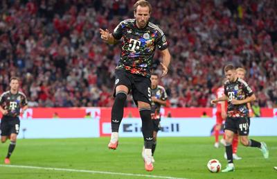 Tricoul lui Harry Kane de Oktoberfest, vândut la licitație » Suma obținută e impresionantă