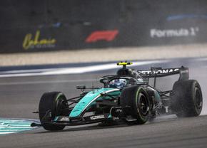 Marele Premiu Bahrain, pe circuitul din Malaezia » Duel nebun între Antonelli și Verstappen