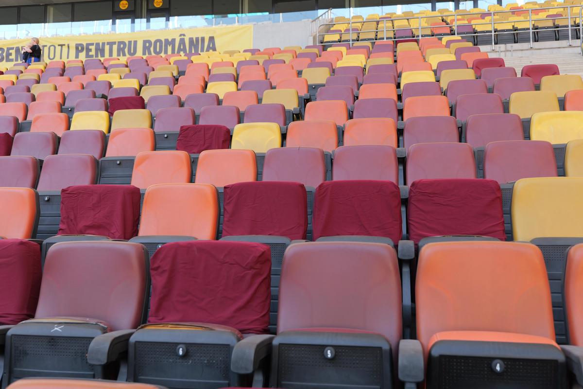 Detaliul observat la Arena Națională în timpul antrenamentului Suediei