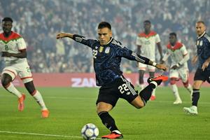 Argentina „i-a umplut sacul” unei echipe U23 obosite după un drum de 11 ore!