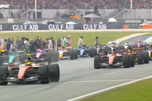 Marele Premiu al Bahrainului, pe circuitul din Malaezia » Probleme uriașe, procedura de start a fost suspendată