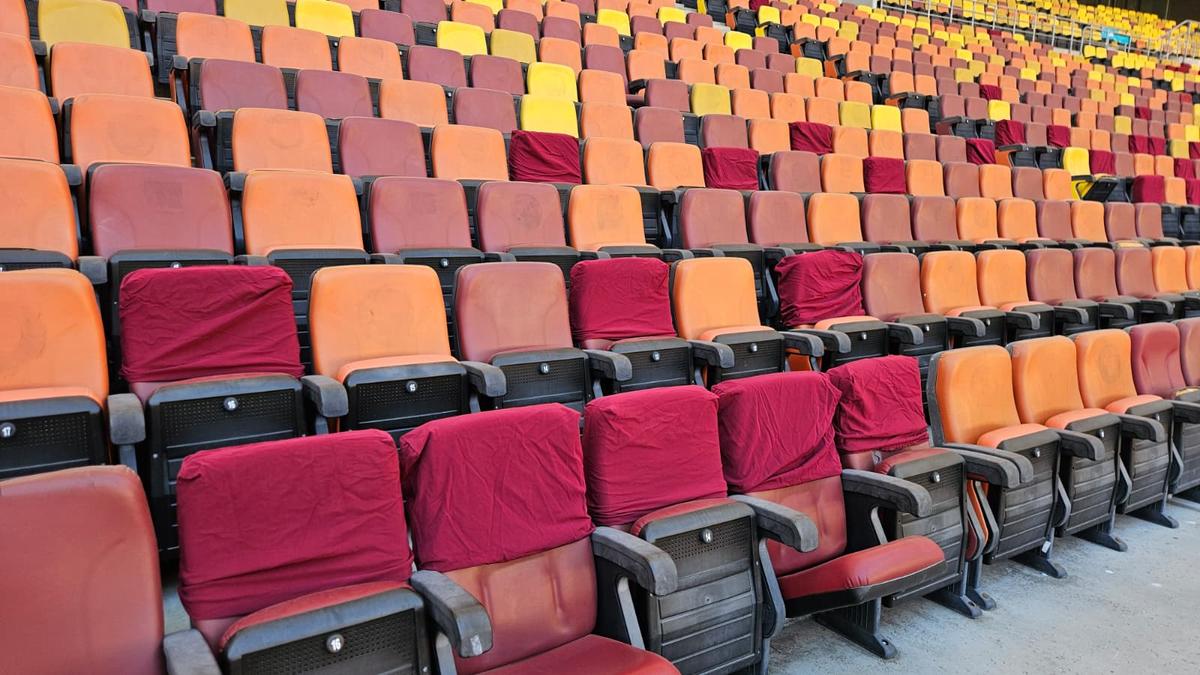 Detaliul observat la Arena Națională în timpul antrenamentului Suediei