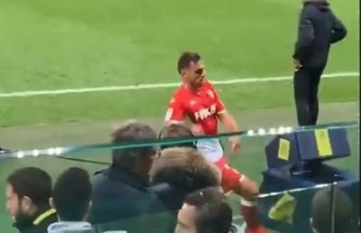 ST. ETIENNE - MONACO 1-0 // VIDEO Imagini incredibile » Ruben Aguilar a lovit monitorul VAR după ce a fost eliminat!