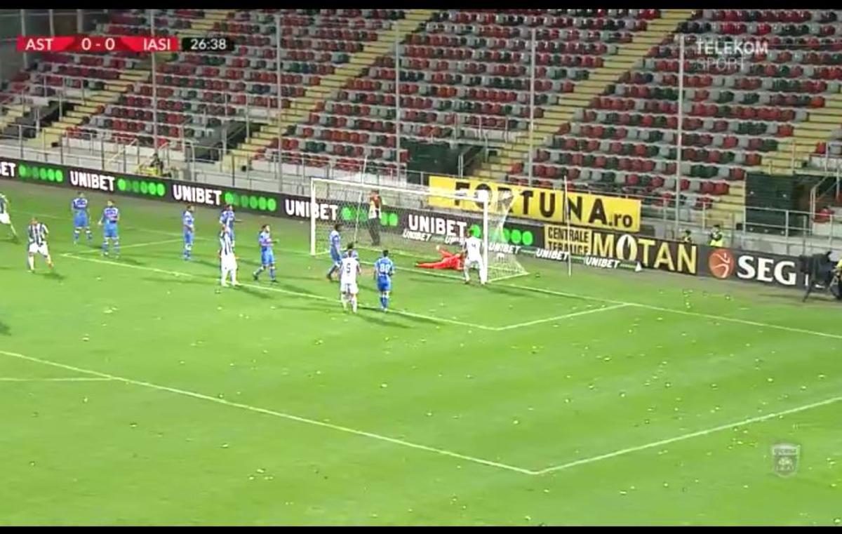 Constantin Budescu gol din corner